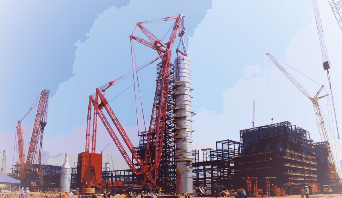 The crude distillation column going up at the Dangote refinery, Lagos